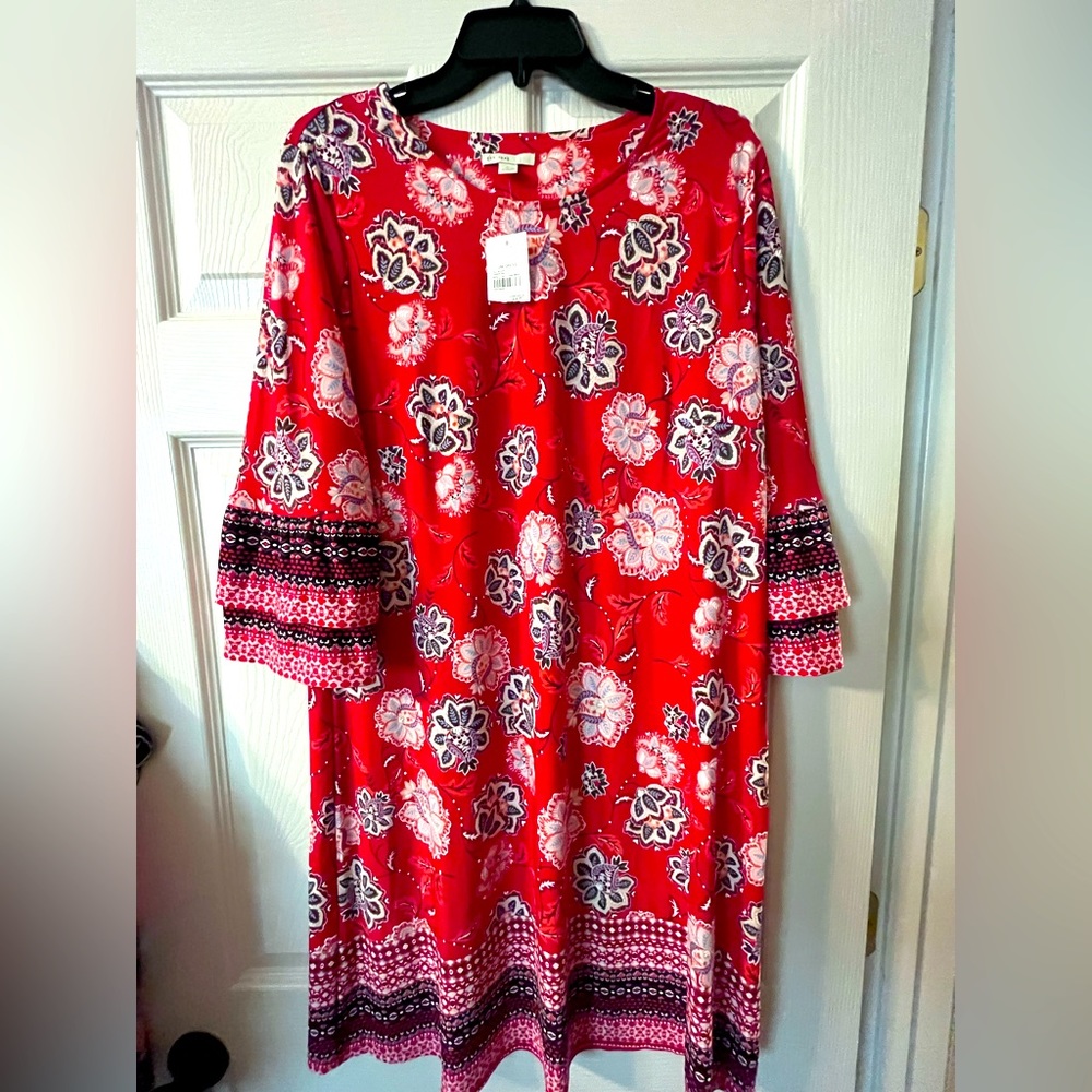 CATO Gorgeous Red Floral Dress Size L